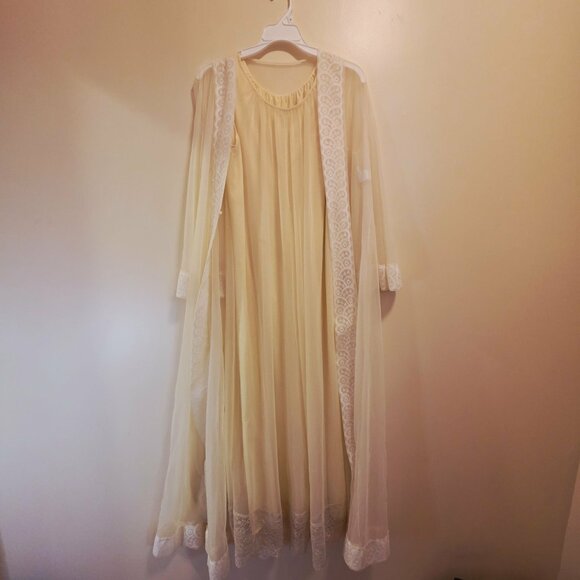 Miss Elaine 1960's 2 Pc Sheer Overlay Lace Robe Set Small - Picture 2 of 12